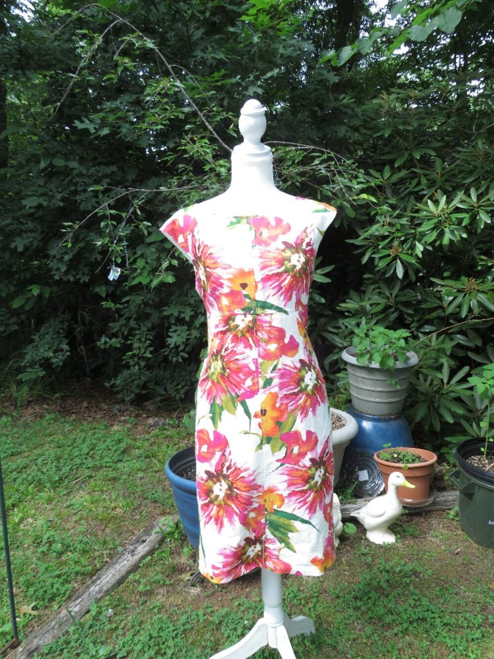 Isabella DeMarco Tahari Levine Floral Linen Blend Dress – Size 10 – Garden Party
